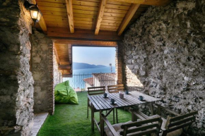 Rustico Melograno, Il Melo - Theater Home Tignale